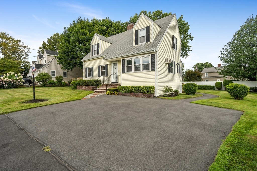 280 Beal Road Waltham, MA 02453 - Photo 4 of 27 Gallery Image 4