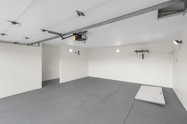 $1,149,000 | 19800 Stephan Drive, Starbuck, MN 56381