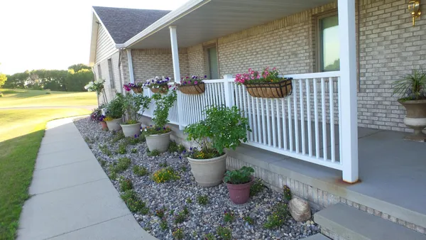 $1,149,000 | 19800 Stephan Drive, Starbuck, MN 56381