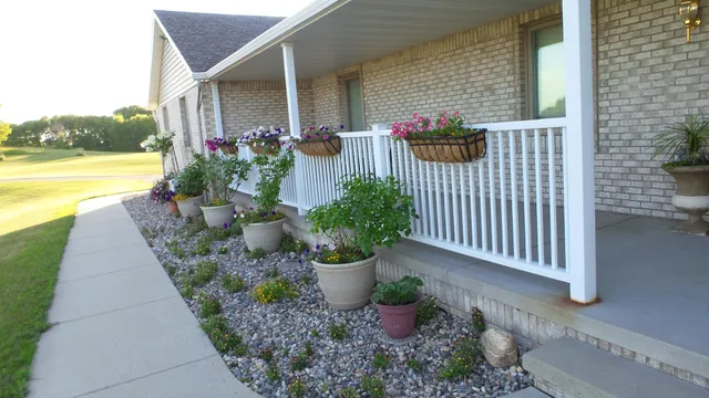 $1,149,000 | 19800 Stephan Drive, Starbuck, MN 56381