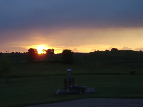 $1,149,000 | 19800 Stephan Drive, Starbuck, MN 56381