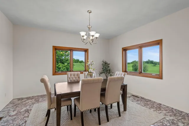 $1,149,000 | 19800 Stephan Drive, Starbuck, MN 56381