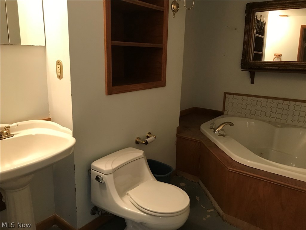 2854 Killian Road Uniontown, OH 44685 - Photo 20 of 26