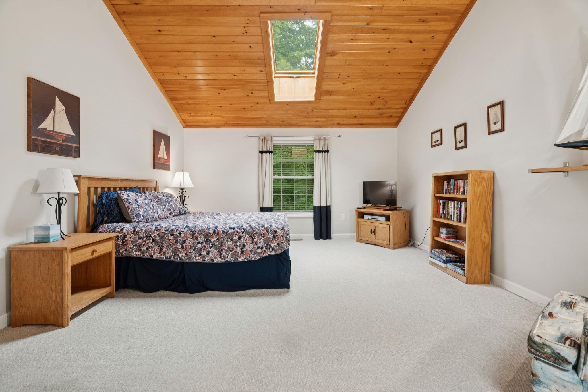 354 Cherry Valley Road Gilford, NH 03249 - Photo 22 of 47