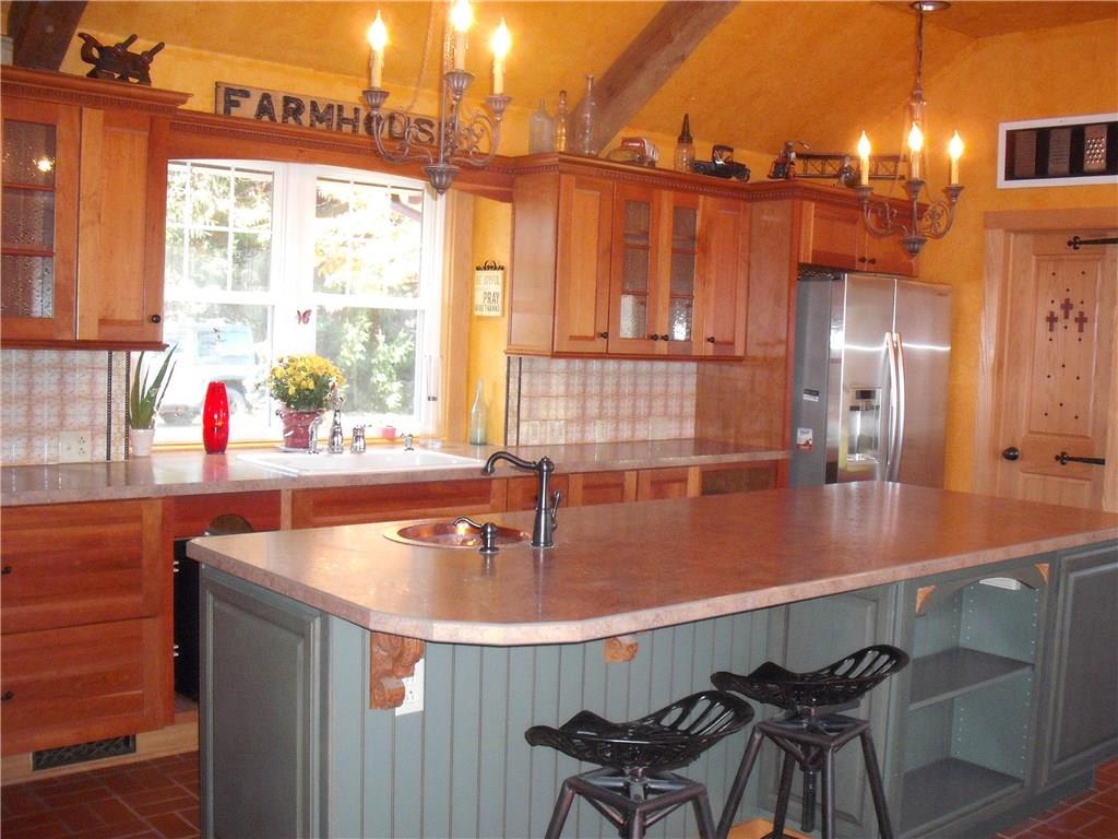 1275 Franklin Road Jackson Center, PA 16133 - Photo 5 of 25 Kitchen
