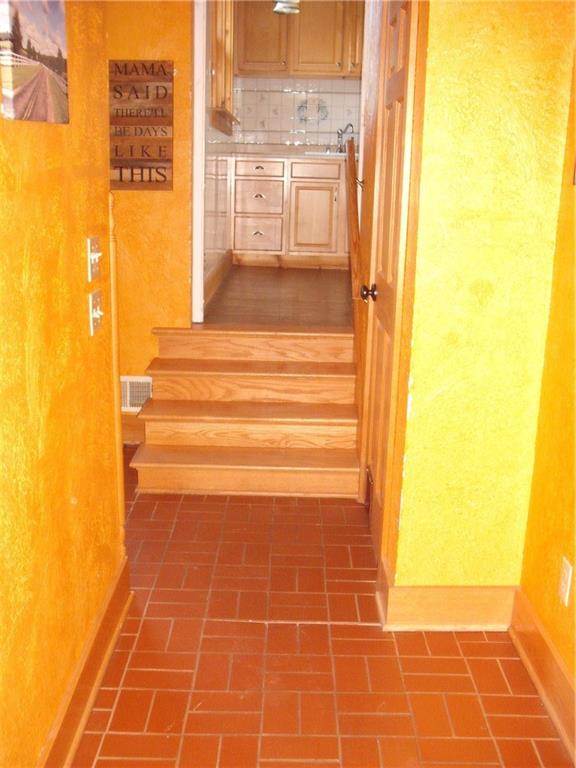1275 Franklin Road Jackson Center, PA 16133 - Photo 9 of 25 4 Steps to the Laundry Room