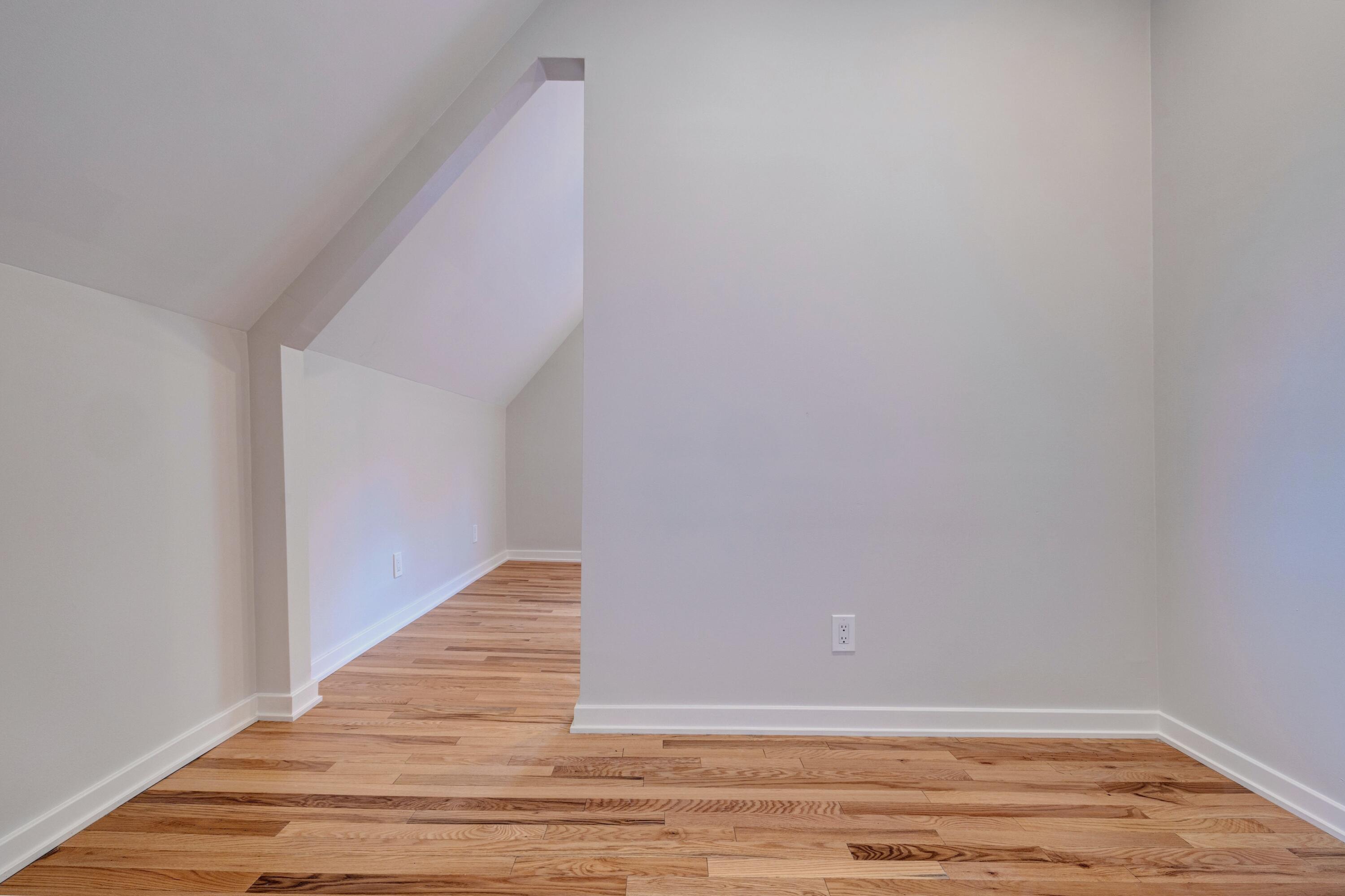 6142 Commonwealth Street Detroit, MI 48208 - Photo 37 of 48 33) Upstairs Bedroom 2 Closet