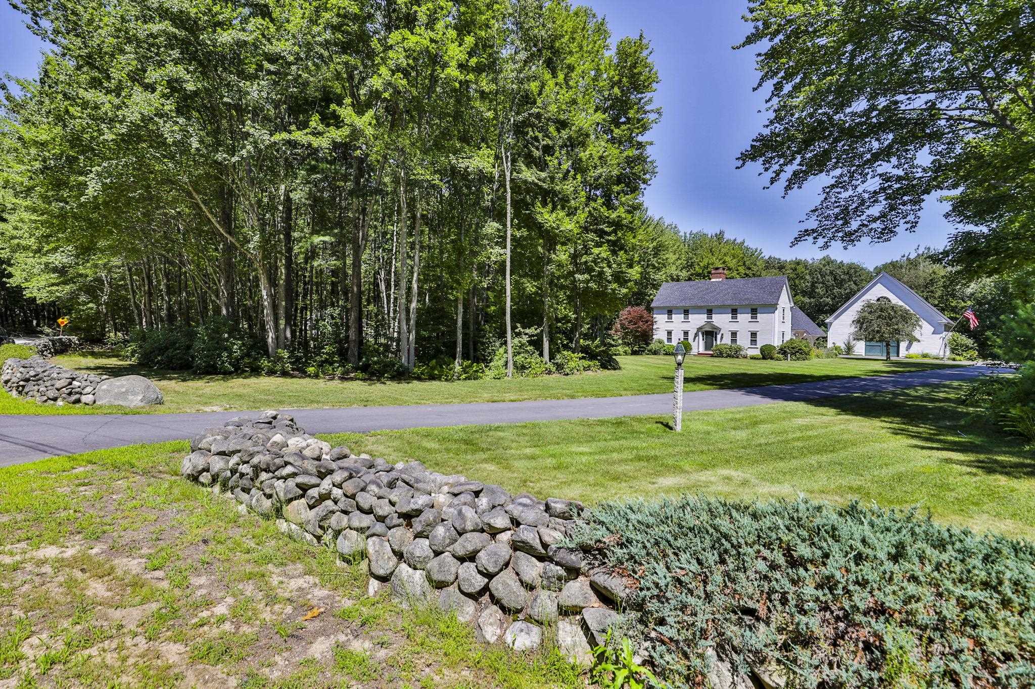 57 Knox Road Bow, NH 03304 - Photo 4 of 46 Gallery Image 4