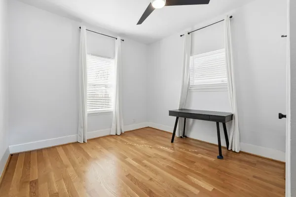 $1,900 | 1401 Sydnor Street, Houston, TX 77020