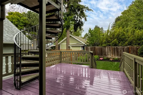$950,000 | 1830 North 54th Street, Seattle, WA 98103