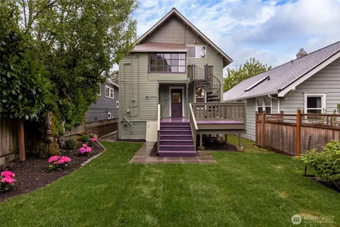 $950,000 | 1830 North 54th Street, Seattle, WA 98103