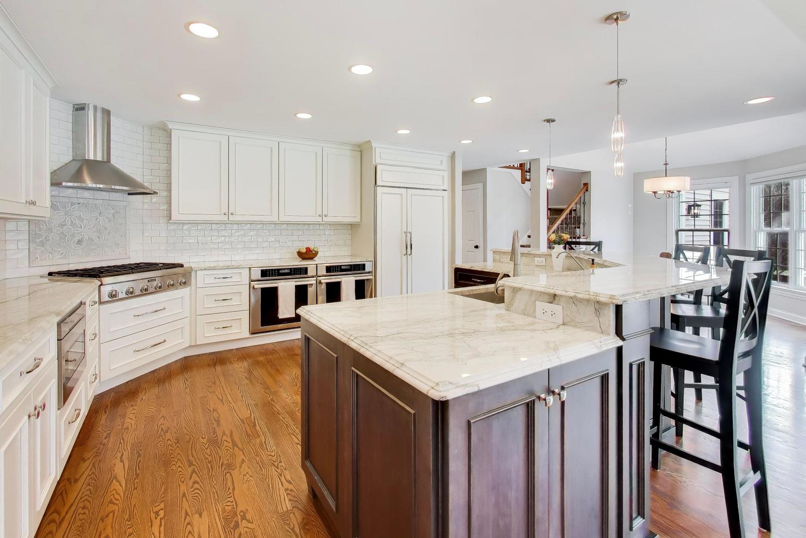 1212 West Clarendon Road Arlington Heights, IL 60004 - Photo 12 of 50