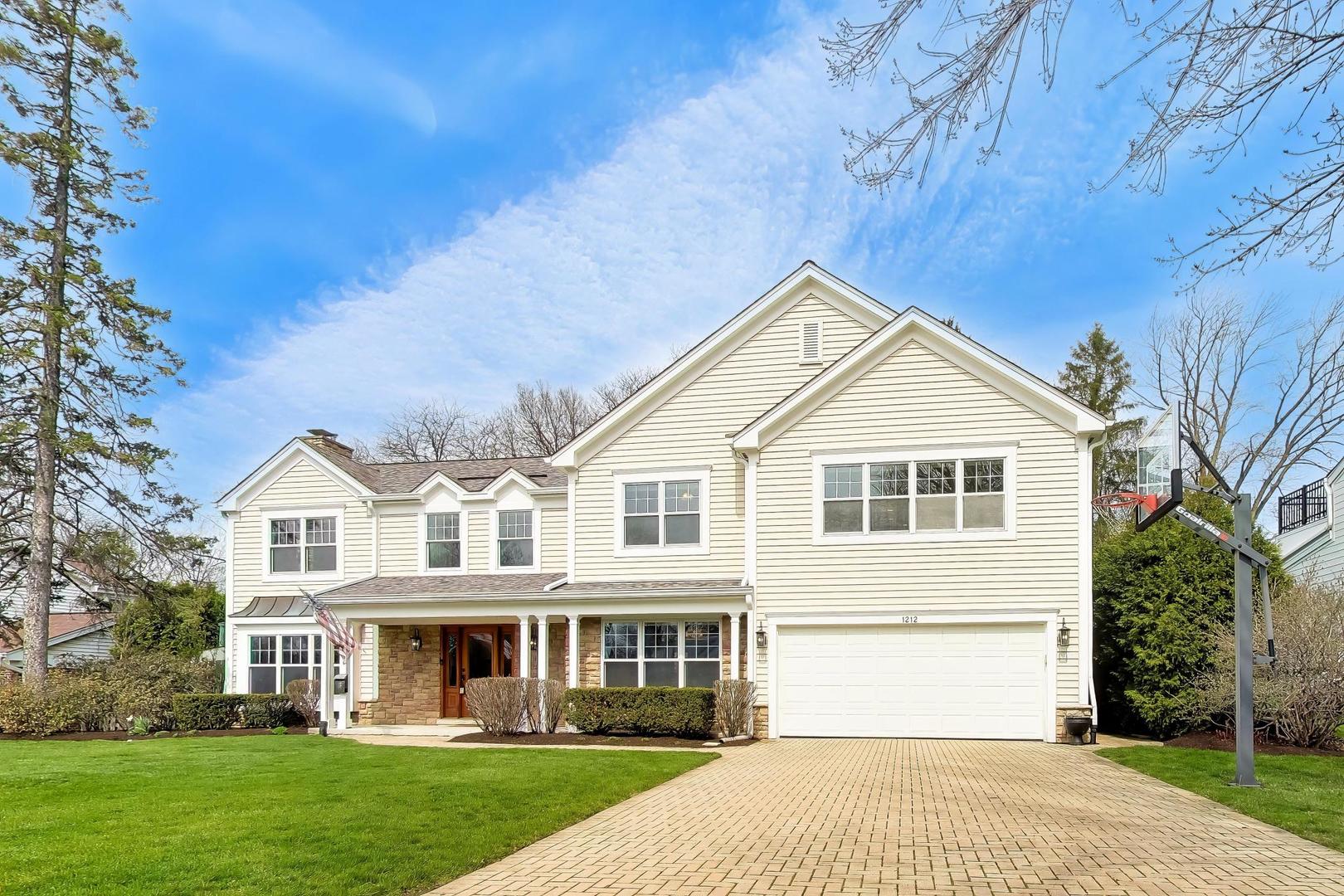 1212 West Clarendon Road Arlington Heights, IL 60004 - Photo 2 of 50