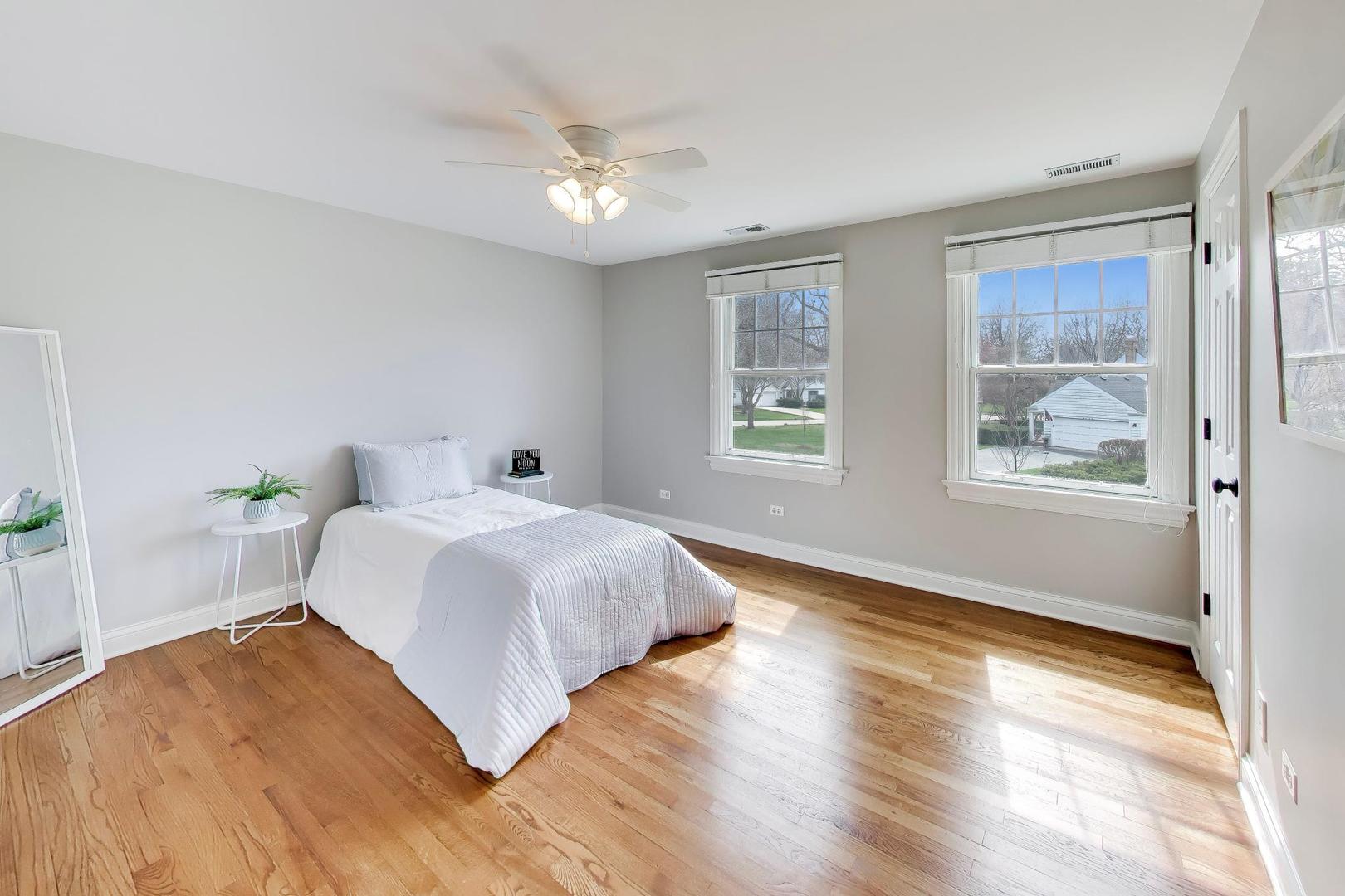 1212 West Clarendon Road Arlington Heights, IL 60004 - Photo 32 of 50