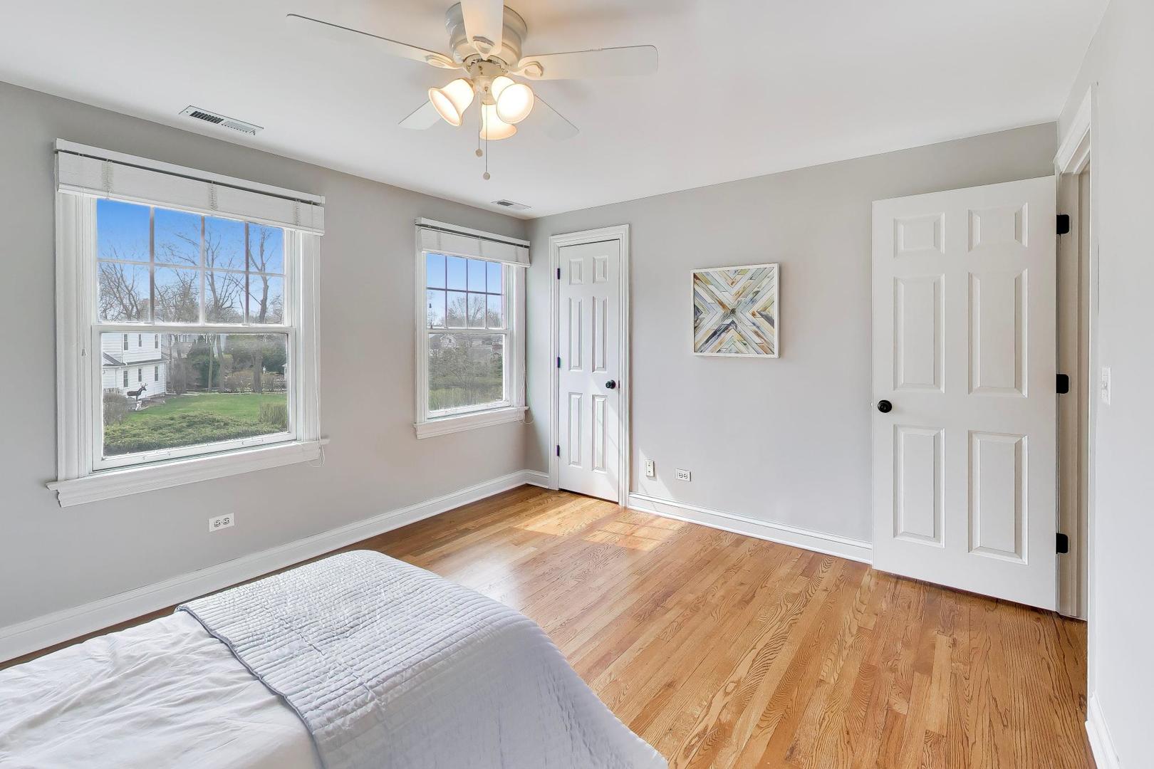 1212 West Clarendon Road Arlington Heights, IL 60004 - Photo 33 of 50