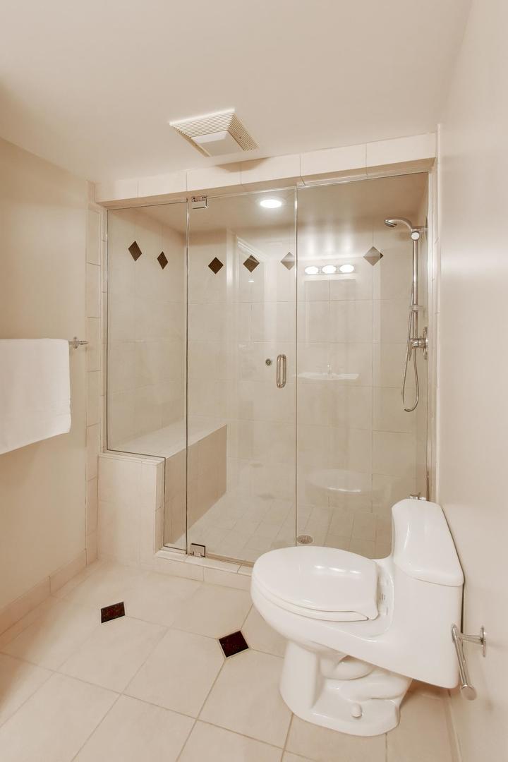 1212 West Clarendon Road Arlington Heights, IL 60004 - Photo 40 of 50