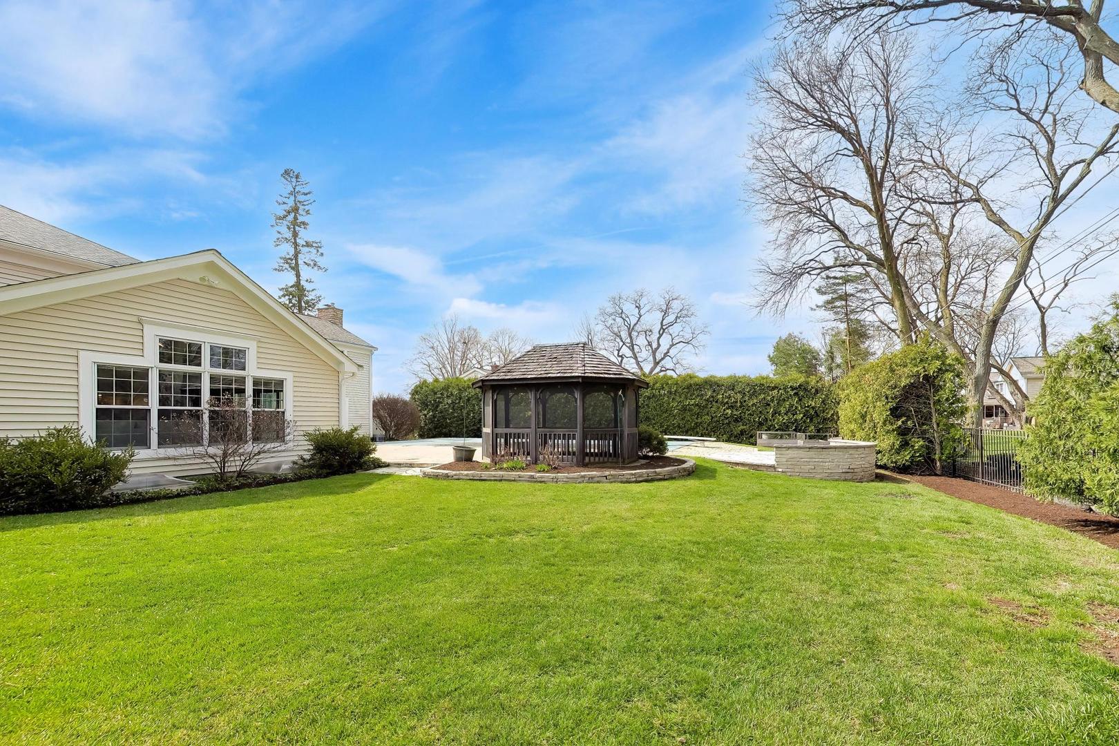 1212 West Clarendon Road Arlington Heights, IL 60004 - Photo 48 of 50