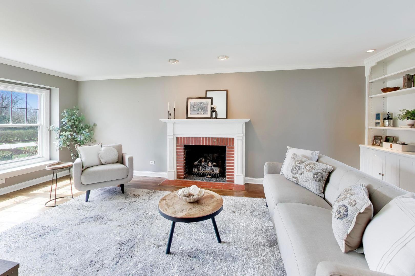 1212 West Clarendon Road Arlington Heights, IL 60004 - Photo 5 of 50
