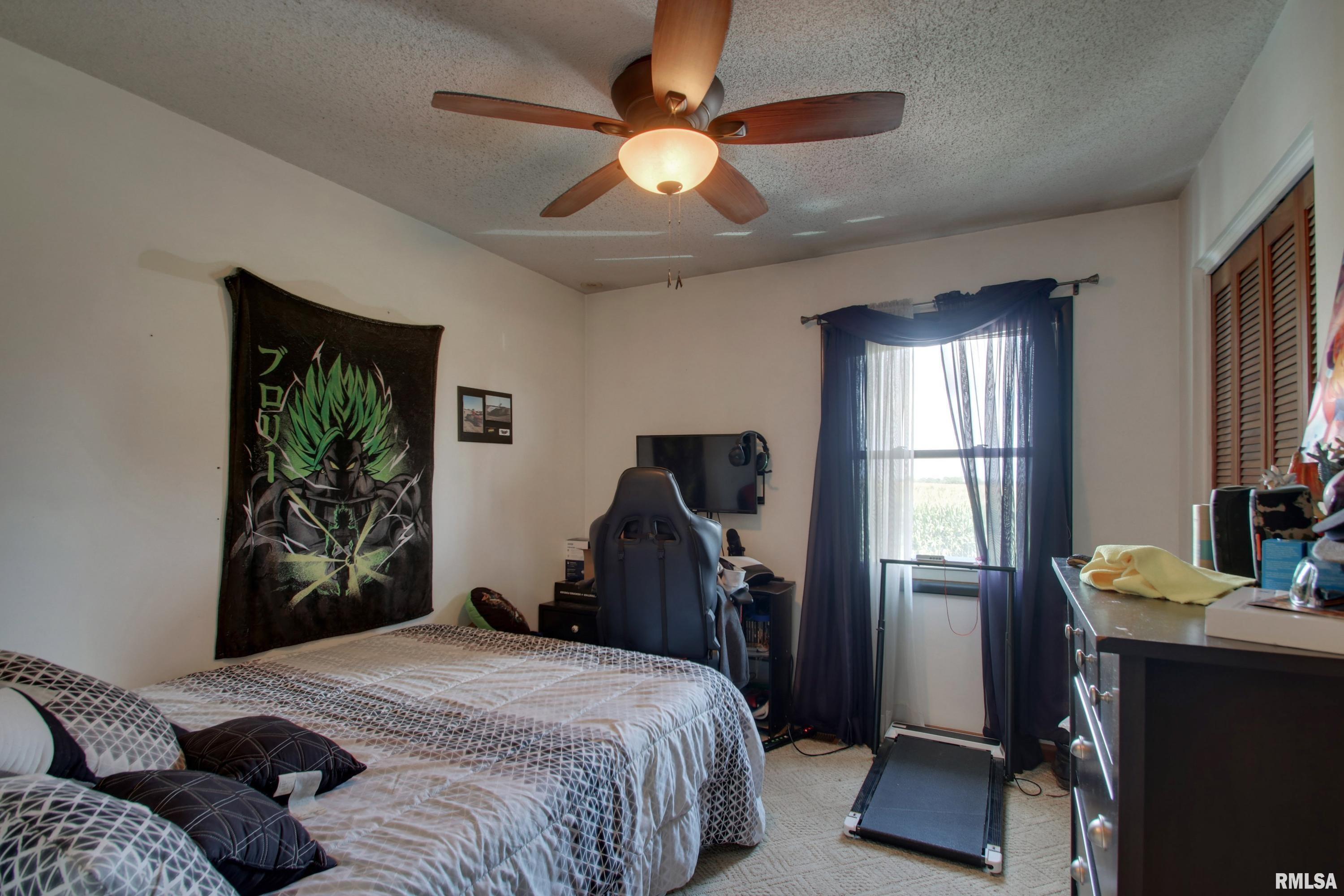 4526 Payson Road Quincy, IL 62305 - Photo 12 of 25 Gallery Image 12
