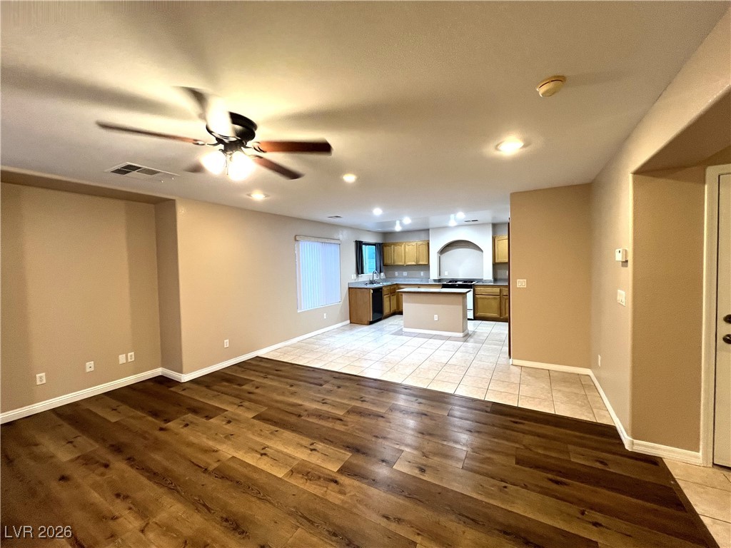 7327 Laburnum Street Las Vegas, NV 89113 - Photo 4 of 35