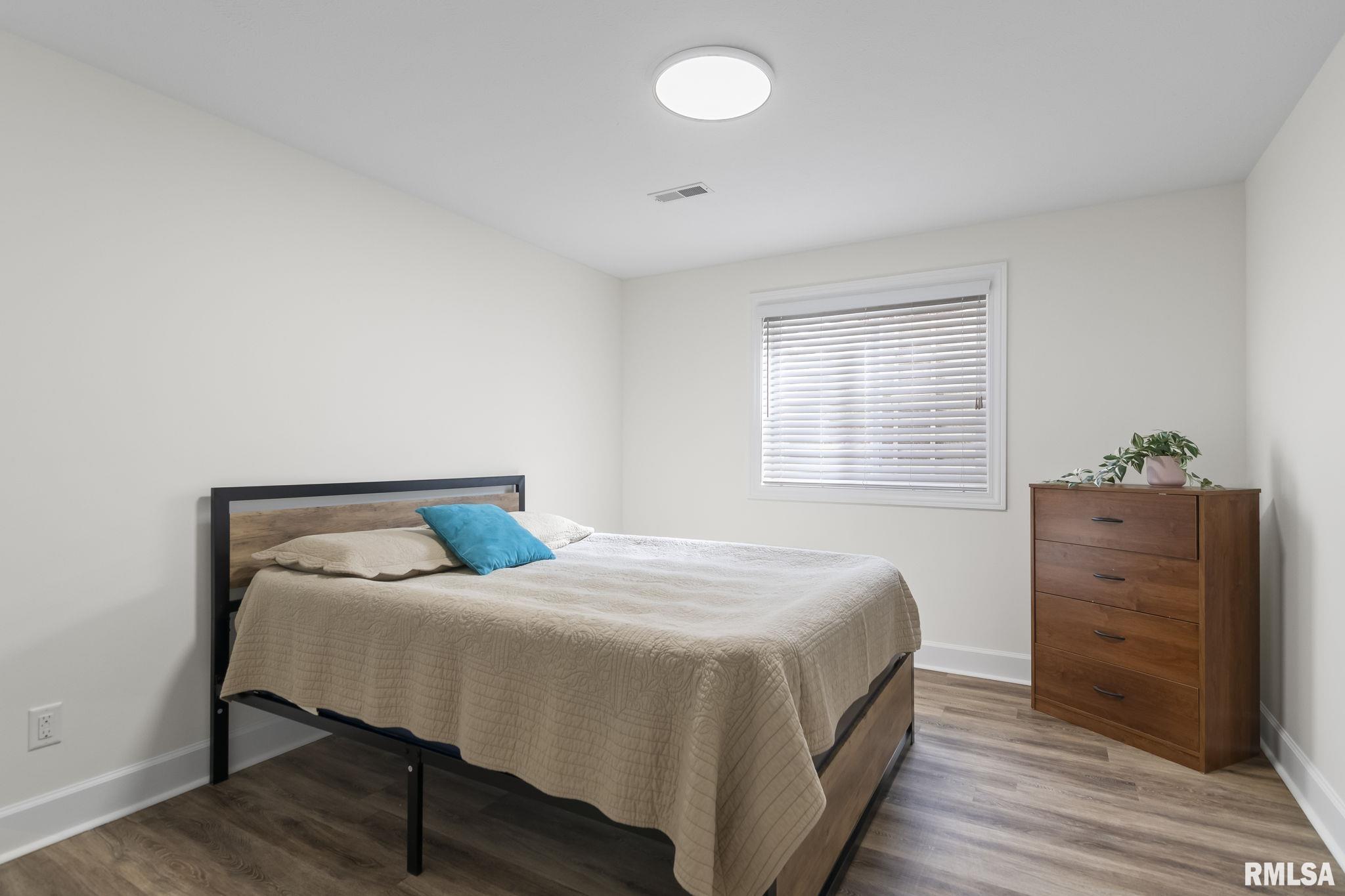 3304 Grassmere Drive Springfield, IL 62711 - Photo 29 of 36