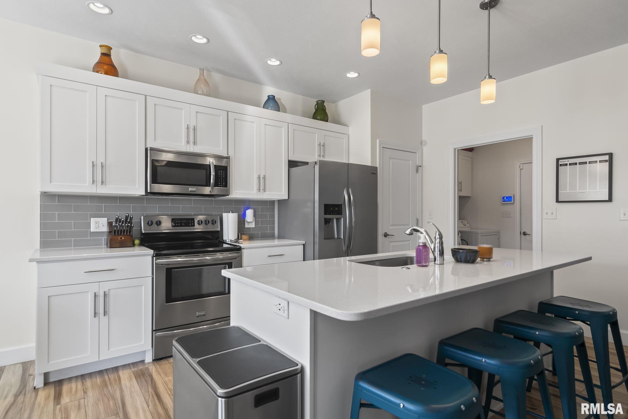 3304 Grassmere Drive Springfield, IL 62711 - Photo 8 of 36