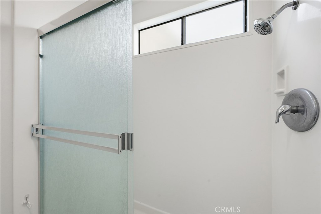 38 Wetstone Irvine, CA 92604 - Photo 7 of 54