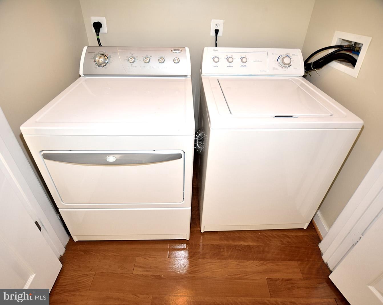 42393 Goldenseal Square, Unit 42393 Ashburn, VA 20148 - Photo 11 of 18 Interior (General)