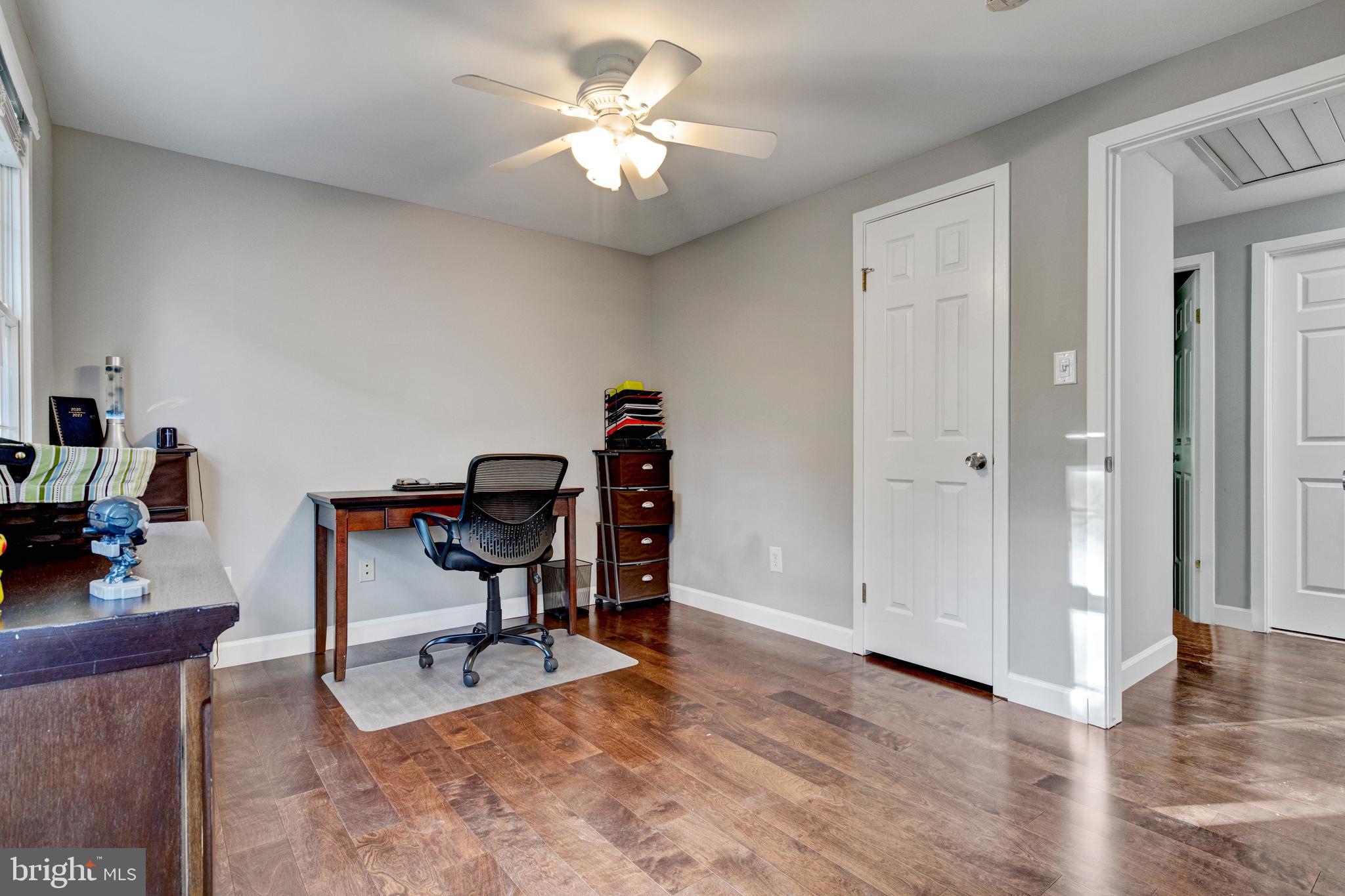 2286 Archdale Road Reston, VA 20191 - Photo 18 of 38