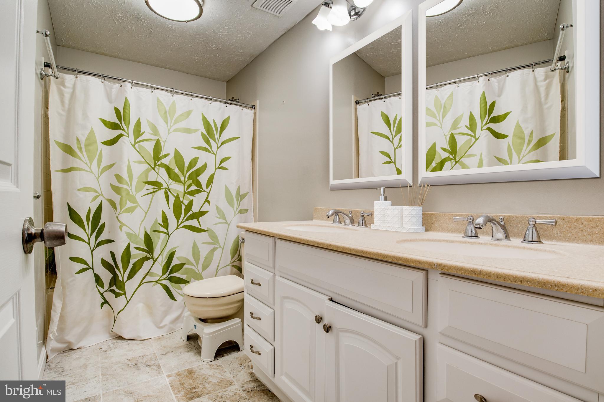 2286 Archdale Road Reston, VA 20191 - Photo 23 of 38