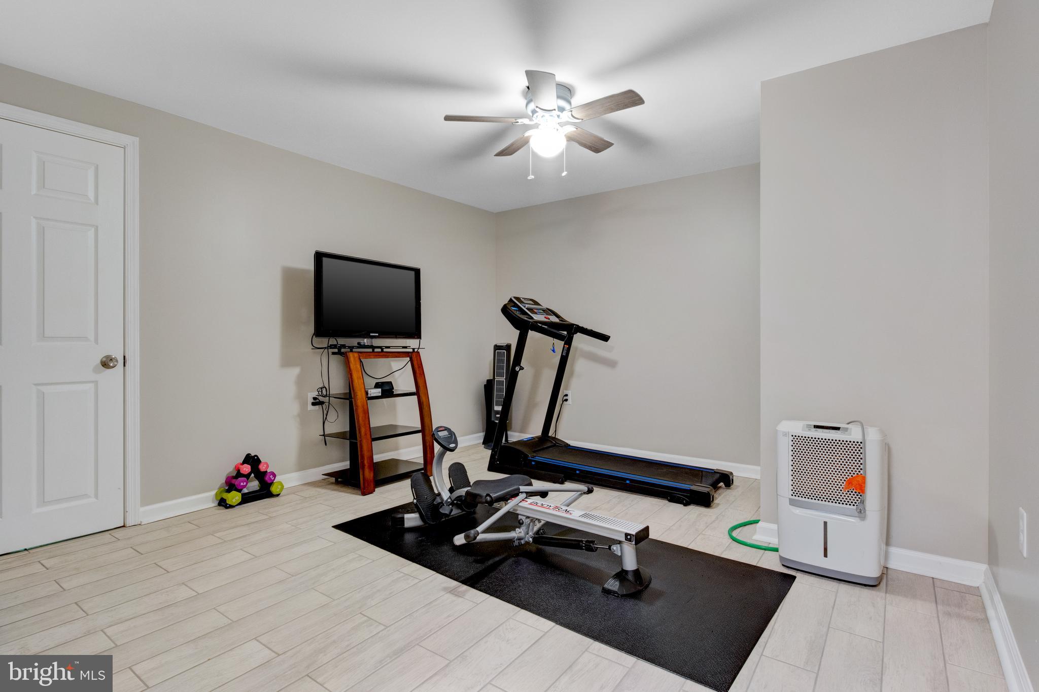 2286 Archdale Road Reston, VA 20191 - Photo 27 of 38