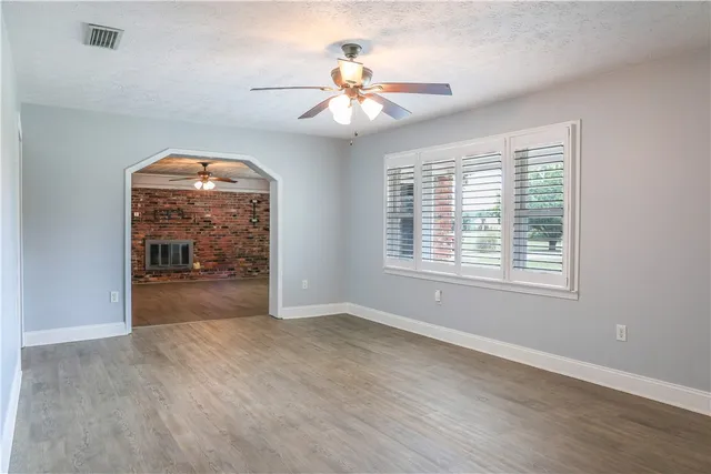 $385,000 | 2026 Ellis Lane, Blackshear, GA 31516