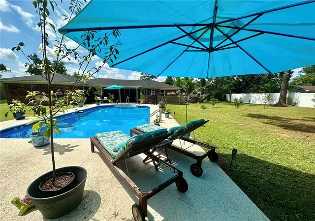 $385,000 | 2026 Ellis Lane, Blackshear, GA 31516