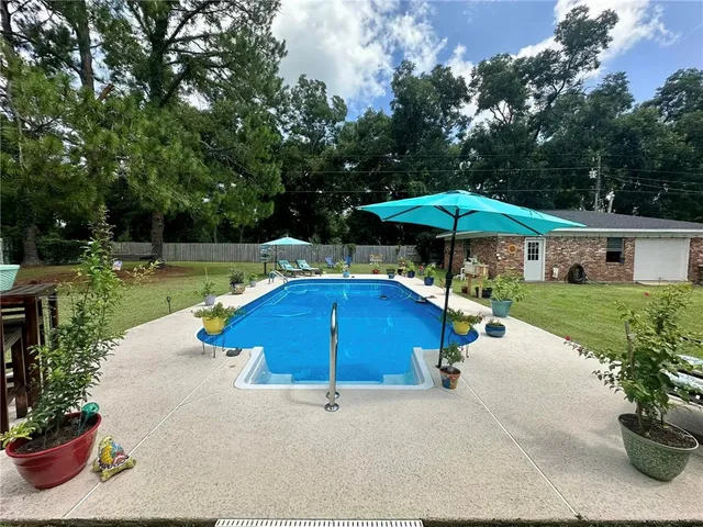 $385,000 | 2026 Ellis Lane, Blackshear, GA 31516