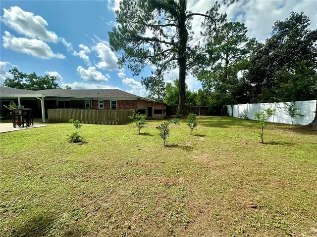 $385,000 | 2026 Ellis Lane, Blackshear, GA 31516