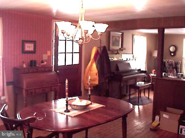 111 Chestnut Street Lititz, PA 17543 - Photo 4 of 6
