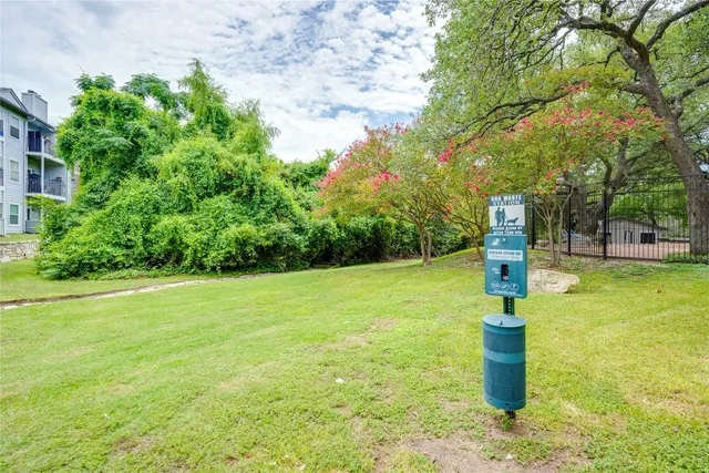 $950 | 12166 Metric Boulevard, Unit 129, Austin, TX 78758