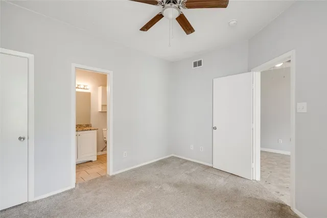 $950 | 12166 Metric Boulevard, Unit 129, Austin, TX 78758