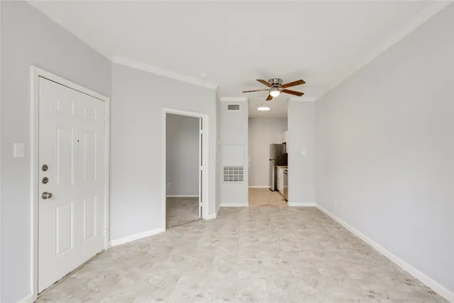 $950 | 12166 Metric Boulevard, Unit 129, Austin, TX 78758