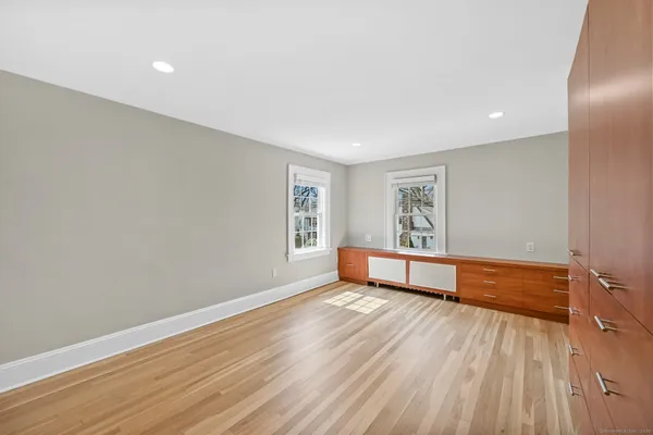 $8,250 | 15 Richmond Drive, Greenwich, CT 06870