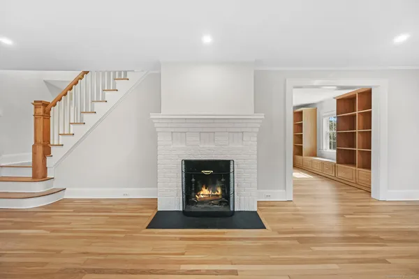 $8,250 | 15 Richmond Drive, Greenwich, CT 06870