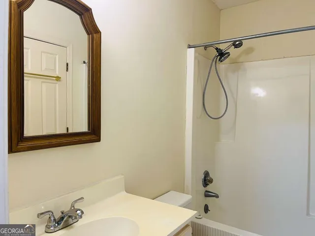 $895 | 207 Harwell Avenue, Unit A2, LaGrange, GA 30240