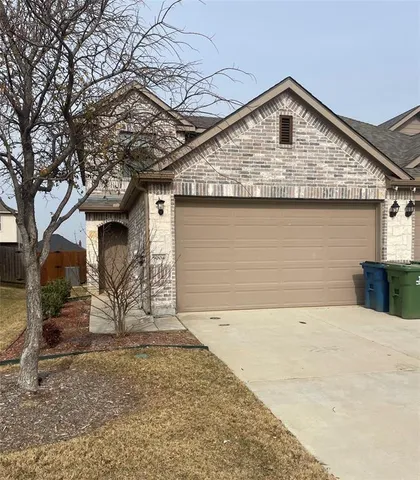 $1,850 | 5004 Villas Drive, Sanger, TX 76266