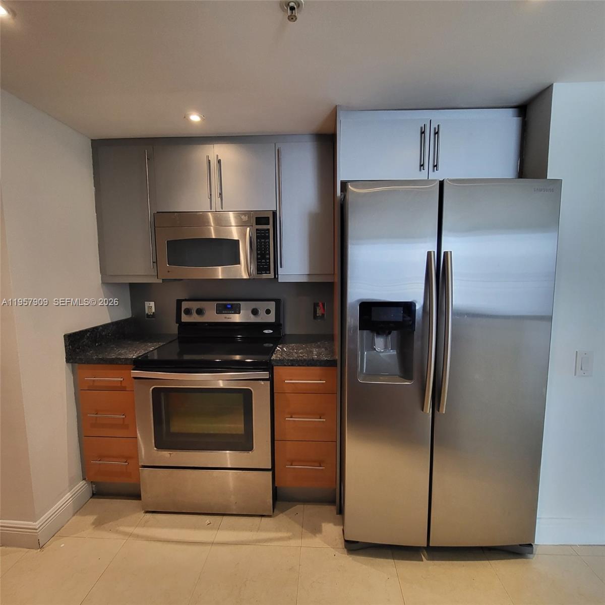 701 Brickell Key Boulevard, Unit 1902 Miami, FL 33131 - Photo 6 of 18