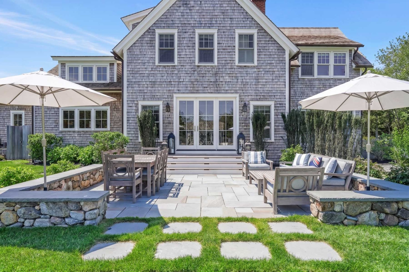 2 Noras Lane Edgartown, MA 02539 - Photo 6 of 46
