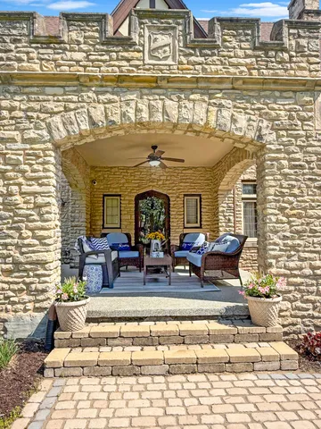 $2,650,000 | 2407 West Galena Avenue, Freeport, IL 61032