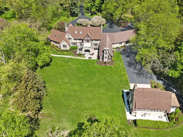 $2,650,000 | 2407 West Galena Avenue, Freeport, IL 61032