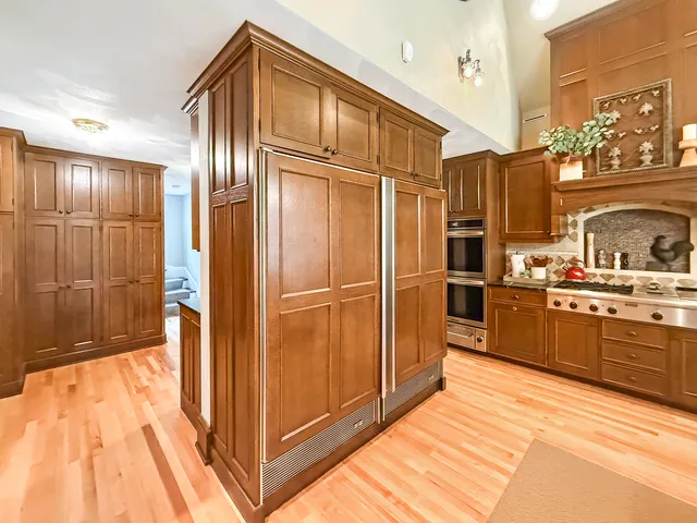 $2,650,000 | 2407 West Galena Avenue, Freeport, IL 61032