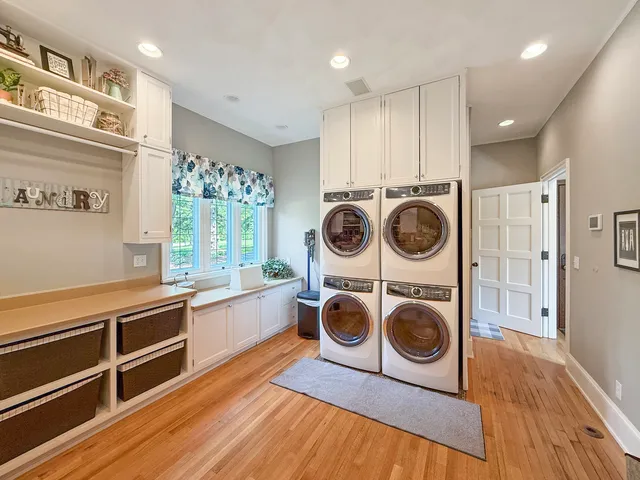 $2,650,000 | 2407 West Galena Avenue, Freeport, IL 61032