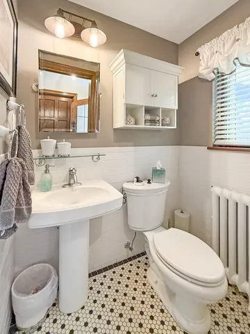 $2,650,000 | 2407 West Galena Avenue, Freeport, IL 61032